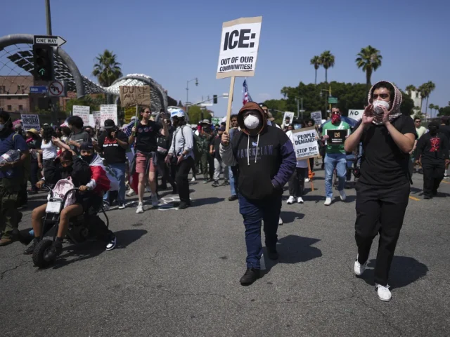 CNN says Trump approval rating surging ‘like a rocket’ on immigration