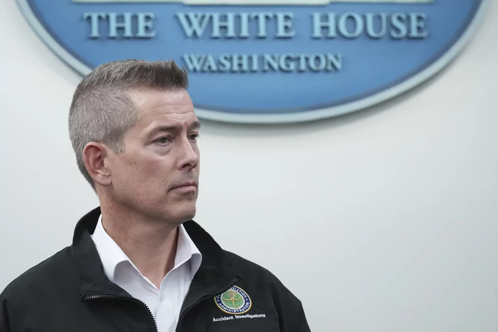 Judge blocks Trump administration from pulling states’ transportation funding over ICE cooperation  at george magazine