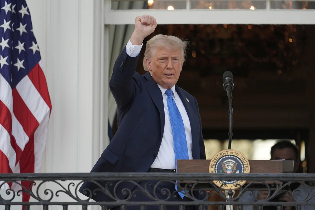 Trump travel ban: What to know as 12 nations are barred from entry to US  at george magazine