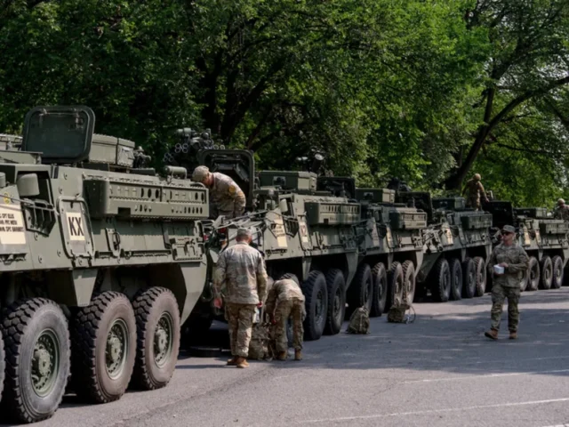 Senior Republicans won’t stick around for Trump’s big-budget military parade