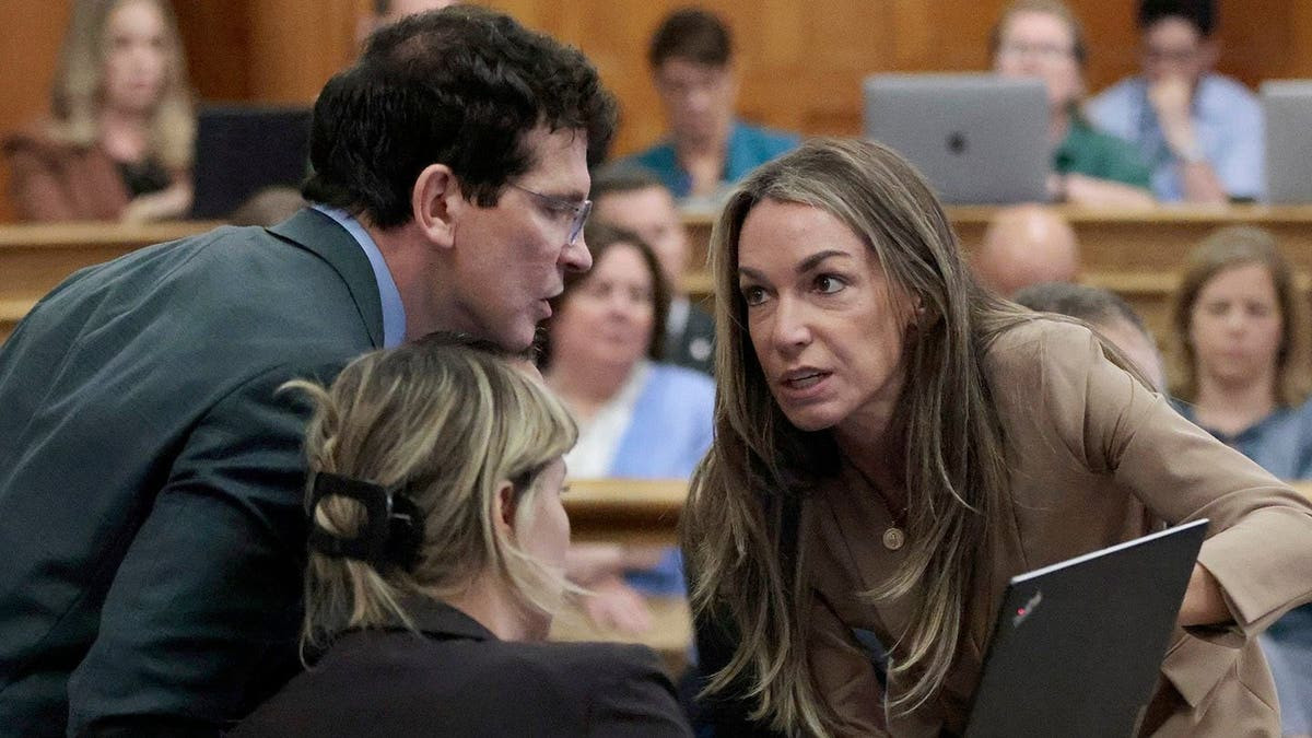 Defense attorney's dramatic courtroom move has legal experts talking in Karen Read murder trial  at george magazine