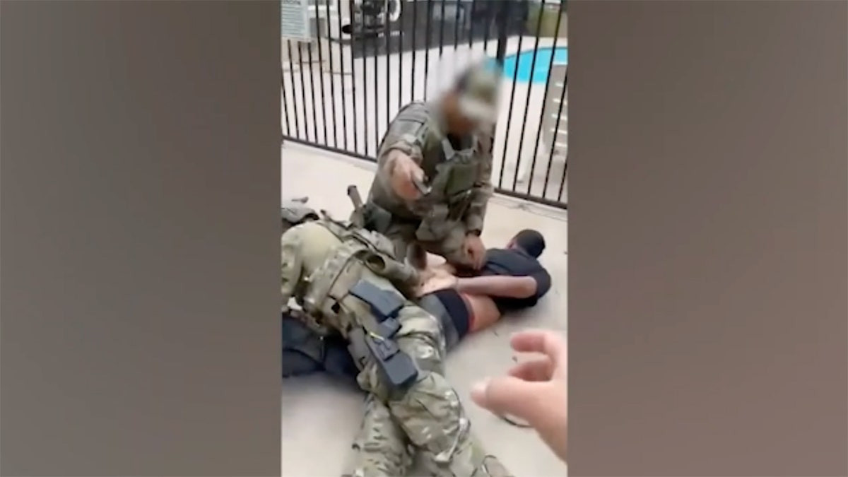 ‘Violent Venezuelan alien’ with possible TdA ties caught with knife during ICE takedown in San Diego: video  at george magazine