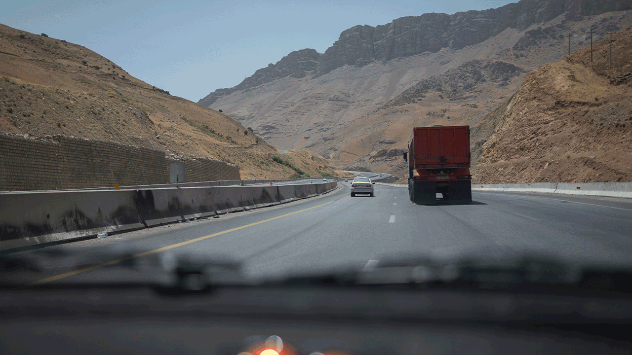 Hundreds of US citizens evacuated Iran with 'numerous' issues ahead of strike on nuclear sites: report  at george magazine