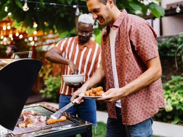 Why an old-school charcoal grill might be a superior choice for your Father’s Day feast