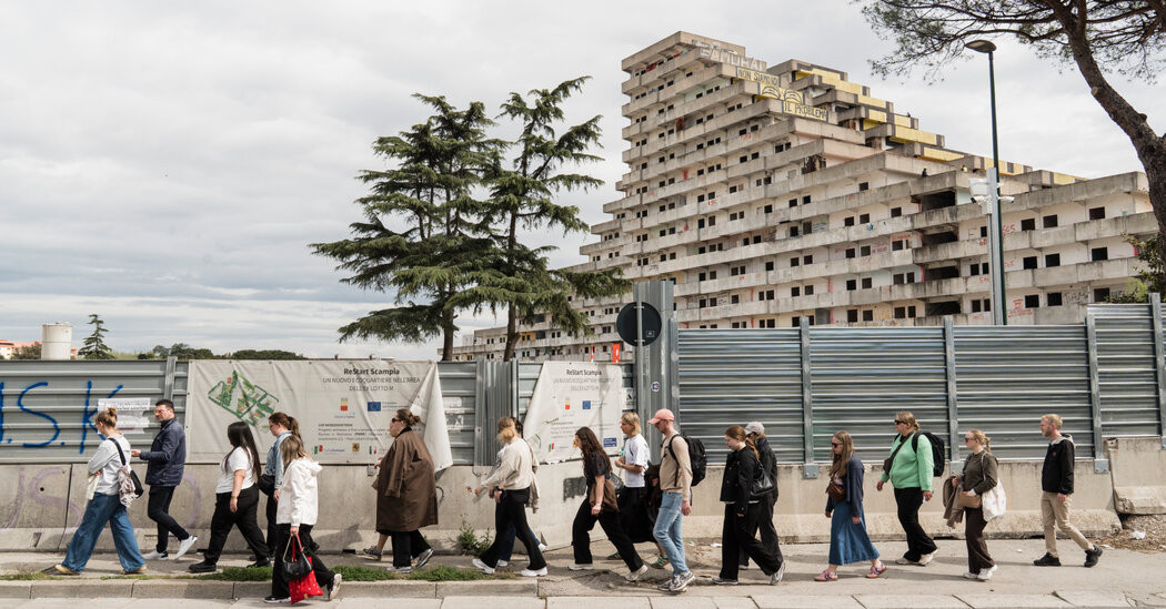 Another ‘Gomorrah’ TV Series About the Mob? Some in Naples Say, ‘Basta.’  at george magazine
