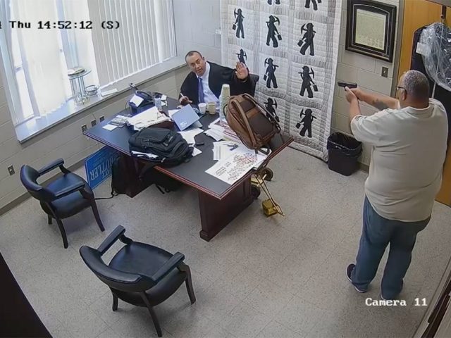 Ex-sheriff accused of shooting judge in chambers says state skirted law, should toss murder case: report