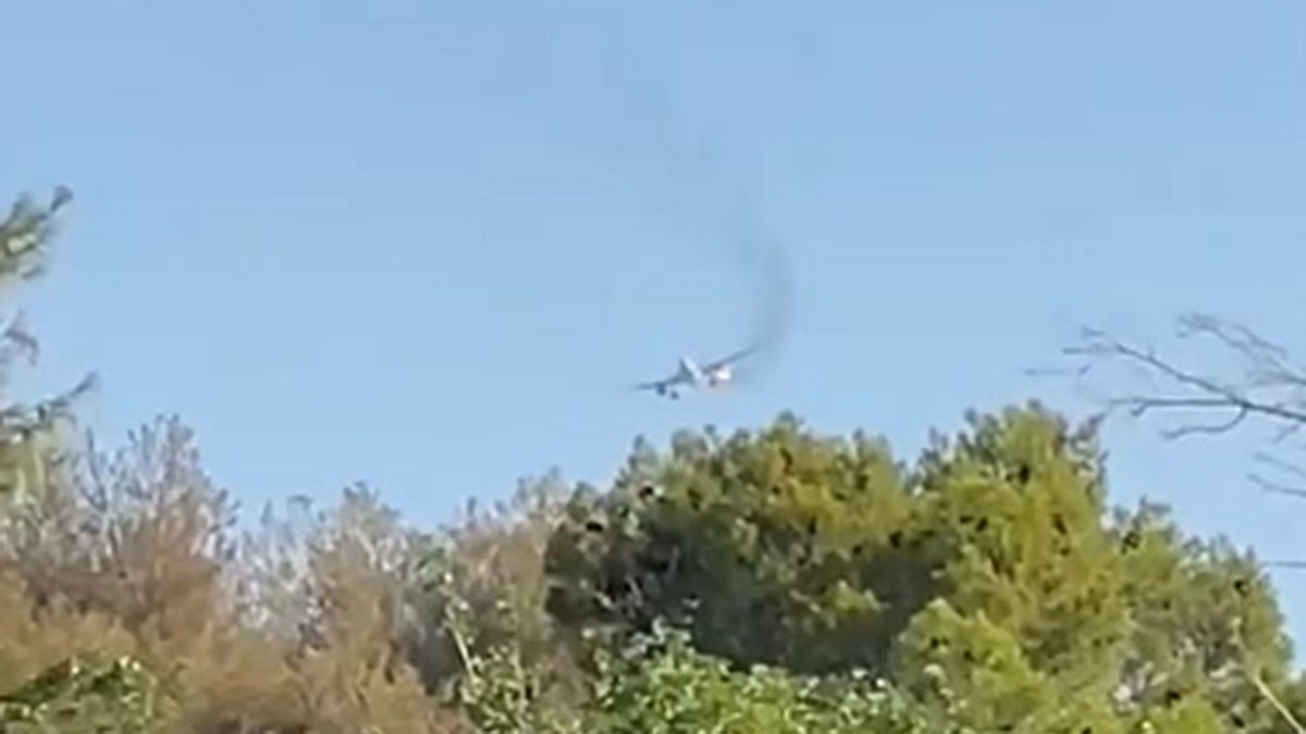 American Airlines plane makes emergency landing after engine starts smoking  at george magazine