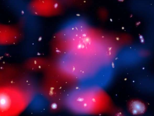 Scientists discover ancient radio signals from distant galaxy cluster