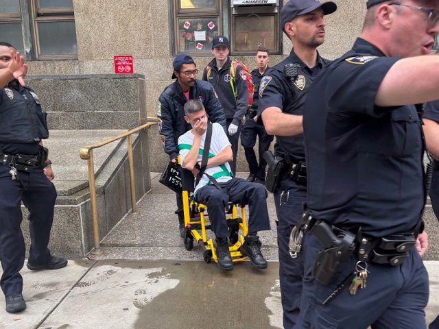 2 NYC court officers stabbed at site of iconic trials