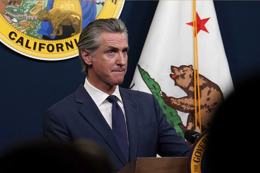 HHS demands California eliminate ‘all gender ideology references’ in sex education program  at george magazine