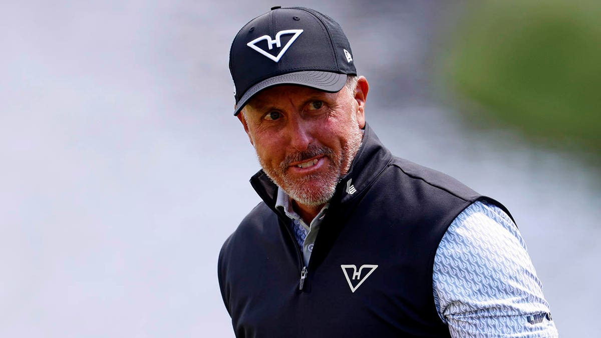 LIV Golf star Phil Mickelson takes swipe at San Francisco's leadership after critical report  at george magazine