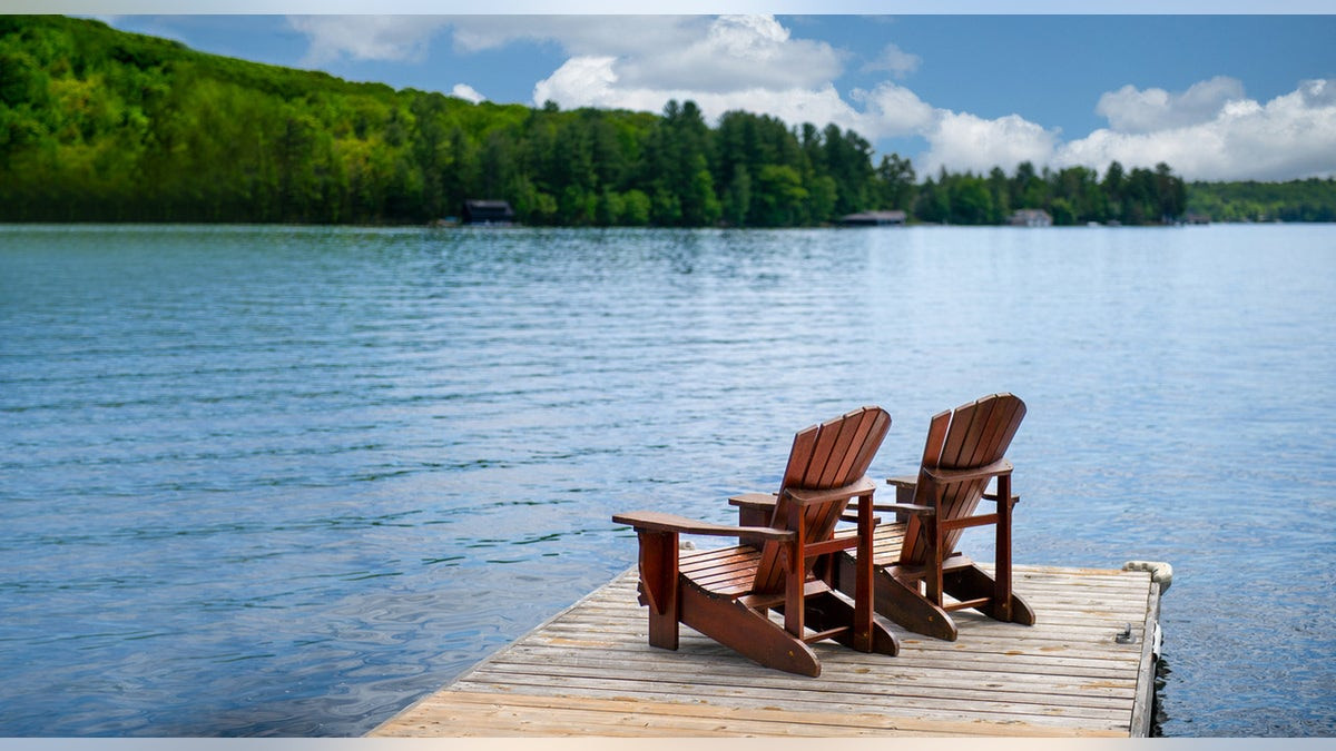 Save on Adirondack chairs, dining sets and porch swings during Polywood's outdoor furniture sale  at george magazine
