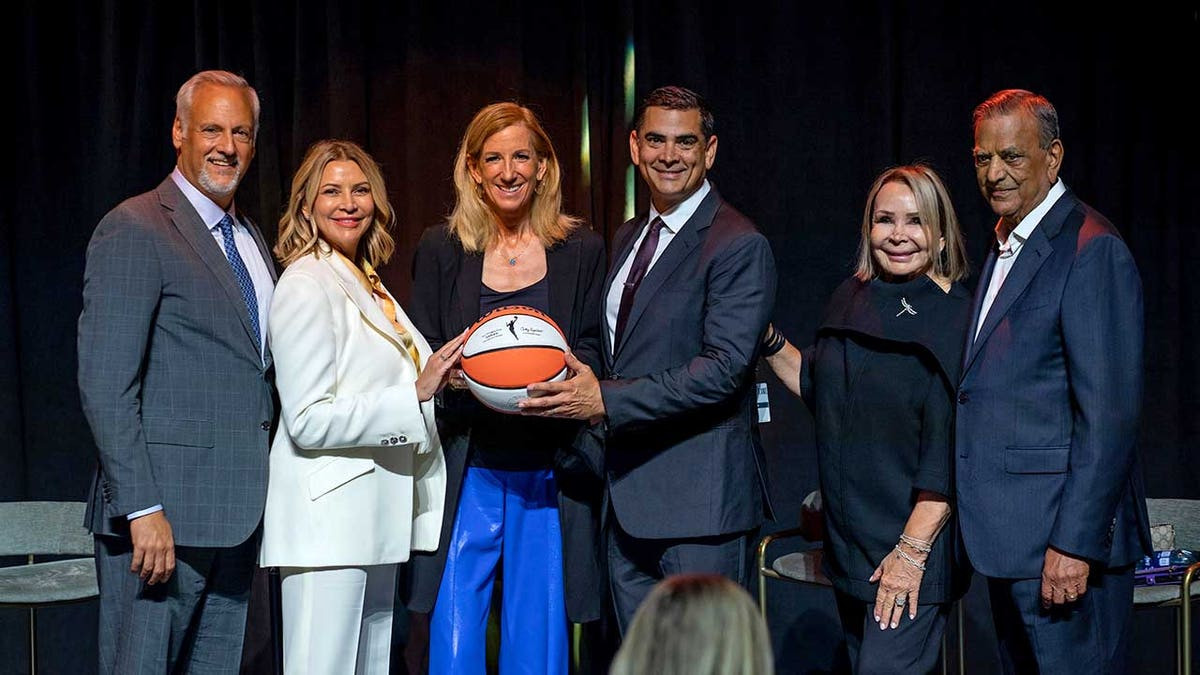 Portland's WNBA expansion team fires team president just two months into tenure: report  at george magazine