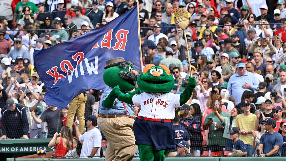 Red Sox hand Yankees first sweep of 2025 season as New York's bats fall silent at Fenway Park  at george magazine