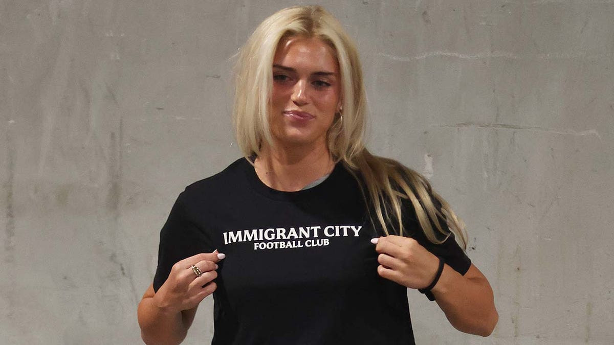 Women's soccer team dubs itself 'Immigrant City Football Club' amid anti-ICE riots in Los Angeles  at george magazine