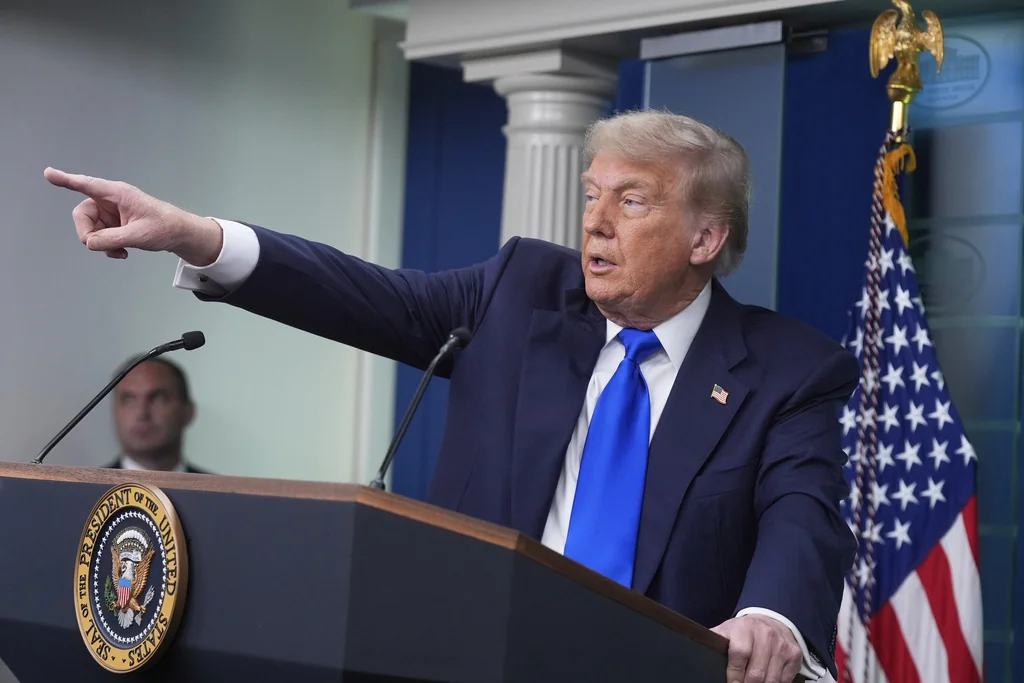 Trump says ‘we can find out’ who leaked Iran strike intelligence in calling for prosecution  at george magazine