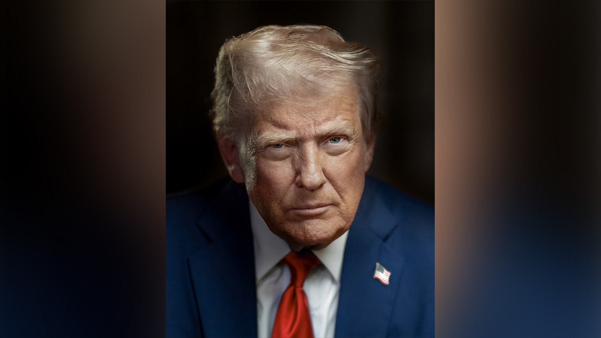 Trump’s fresh White House portrait sparks interest amid controversy over National Portrait Gallery leadership  at george magazine