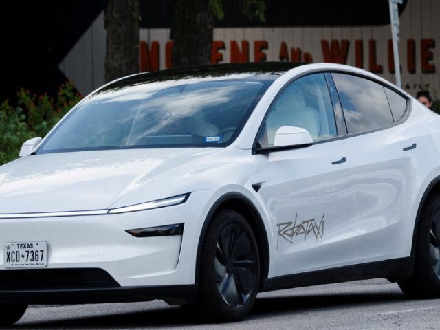Tesla Sales Fall as Elon Musk Focuses on Self-Driving Cars