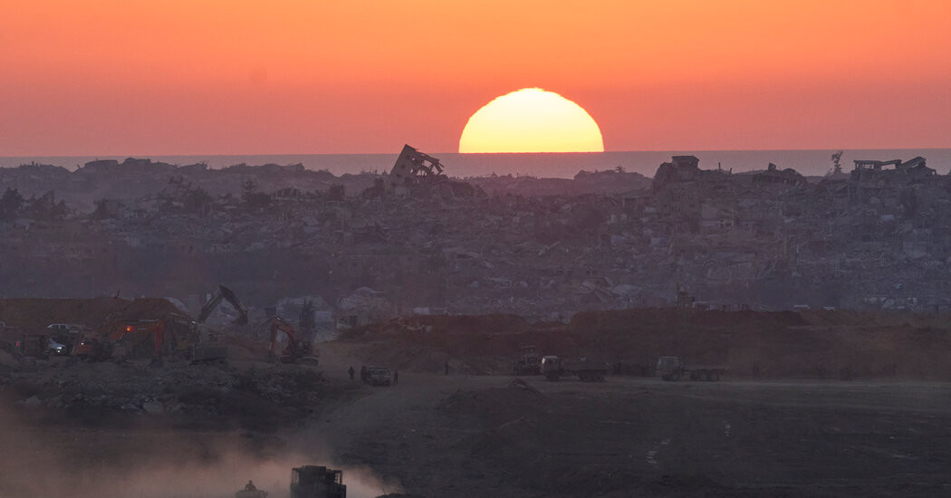 5 Israeli Soldiers Killed in Gaza, Military Says  at george magazine