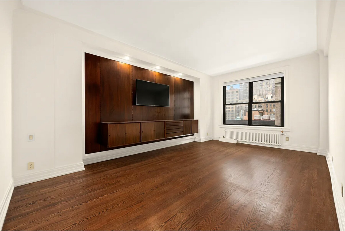 Livvy Dunne Tried to Buy Babe Ruth’s Former Apartment. An N.Y.C. Co-op Board Said ‘No’.  at george magazine