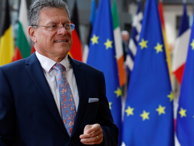 Europe Rushes to Negotiate a Trade Deal as Trump’s Team Voices Indifference