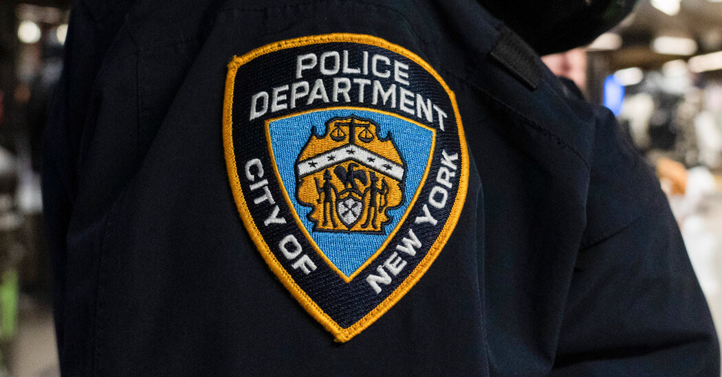 N.Y.P.D. Officer Accused of Theft to Pay for ‘Booty’ Exercises and BMW  at george magazine