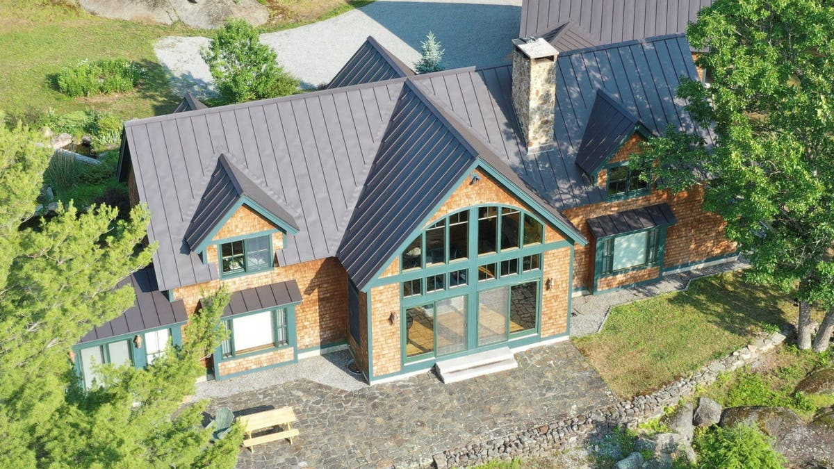 Jeffrey Epstein accomplice Ghislaine Maxwell's secluded hideout hits the market  at george magazine