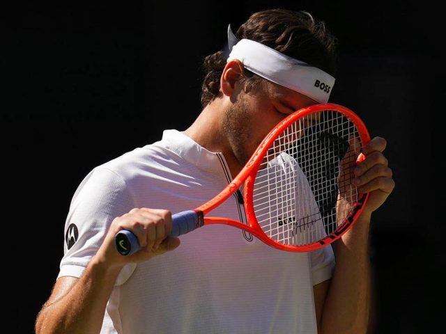 Carlos Alcaraz defeats American Taylor Fritz for third straight Wimbledon final