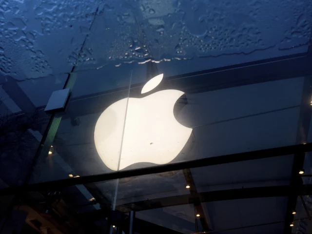 UK moving on new penalties for Apple and Google amid trade discussions with Trump