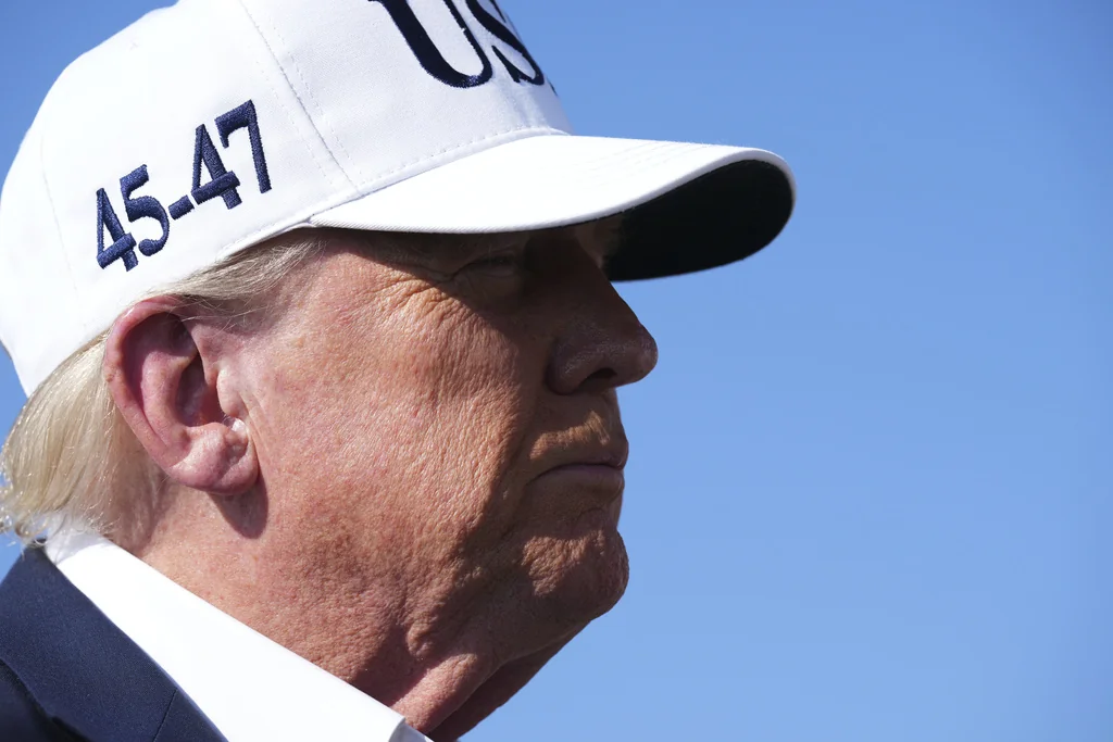Trump signs trio of executive actions dealing with energy, trade, and hiring  at george magazine