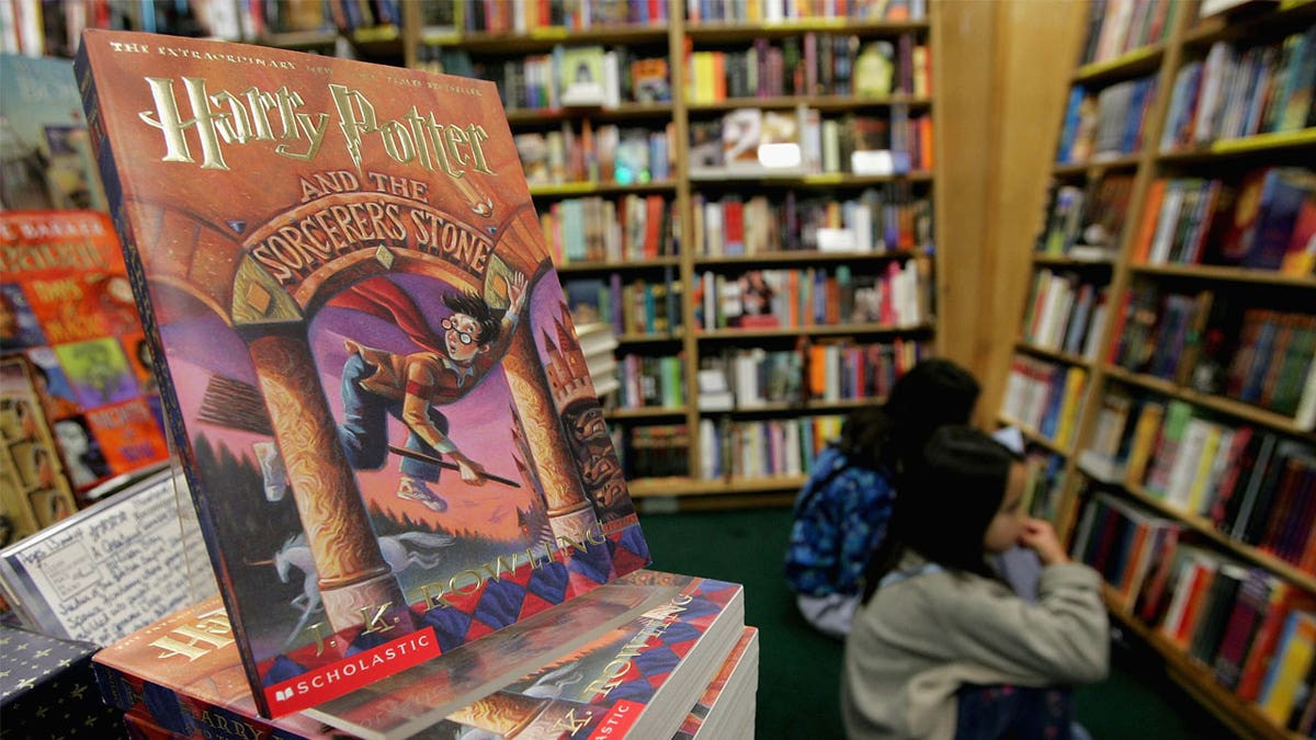 'Queer' San Francisco bookstore pulls 'Harry Potter' series after Rowling launches women's legal fund  at george magazine