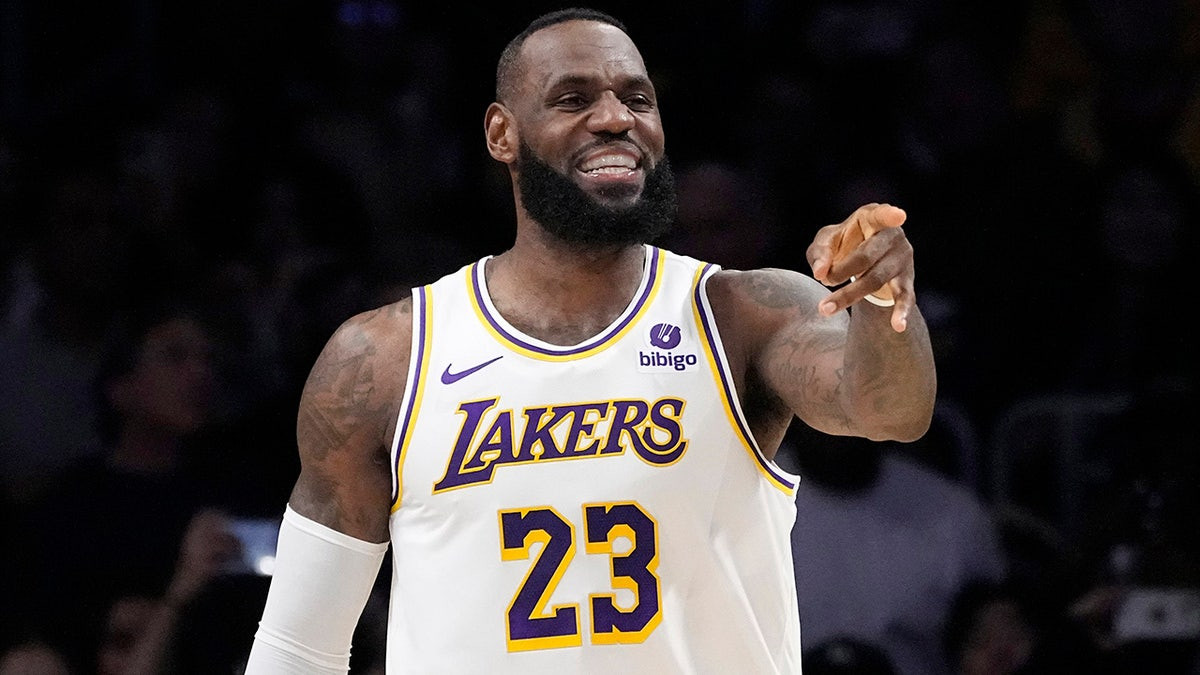 LeBron James reacts to speculation after he practiced at Cavaliers' facility: 'Yall bored man'  at george magazine