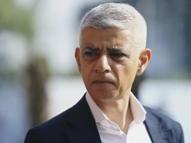 Trump blasts ‘nasty’ London mayor in front of Starmer: ‘He’s done a terrible job’