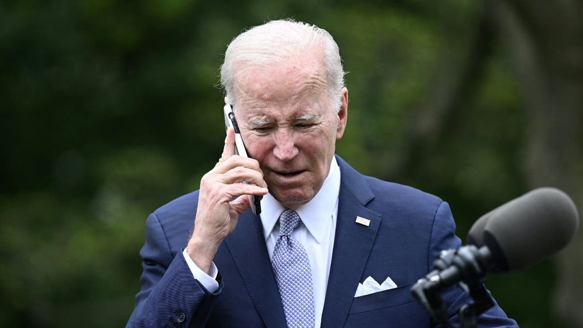 Biden's handlers scrambled to change his personal number after journalist reached him on his cell: Book  at george magazine