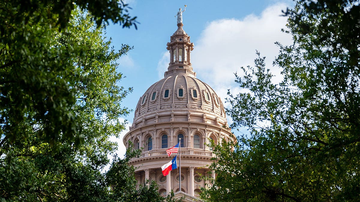 Trump, Republicans race to redraw Texas congressional map as Democrats threaten legal war  at george magazine