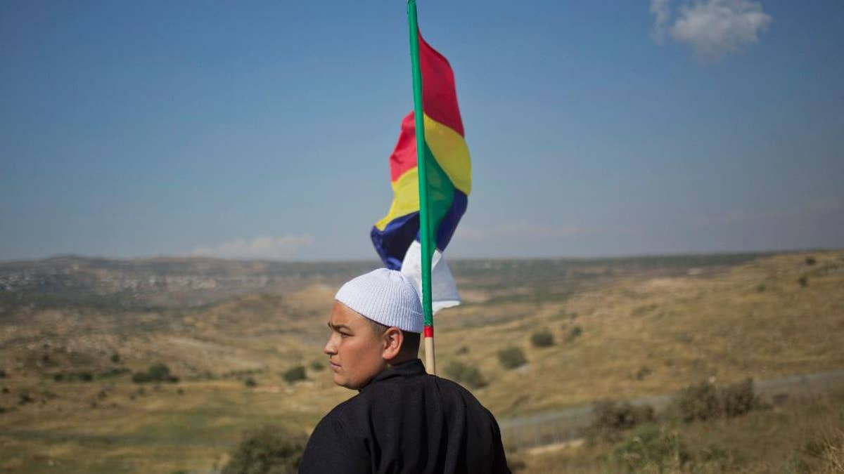 Who are the Druze? Religious group aids Syrian members under Islamist attack, Israeli members offer support  at george magazine