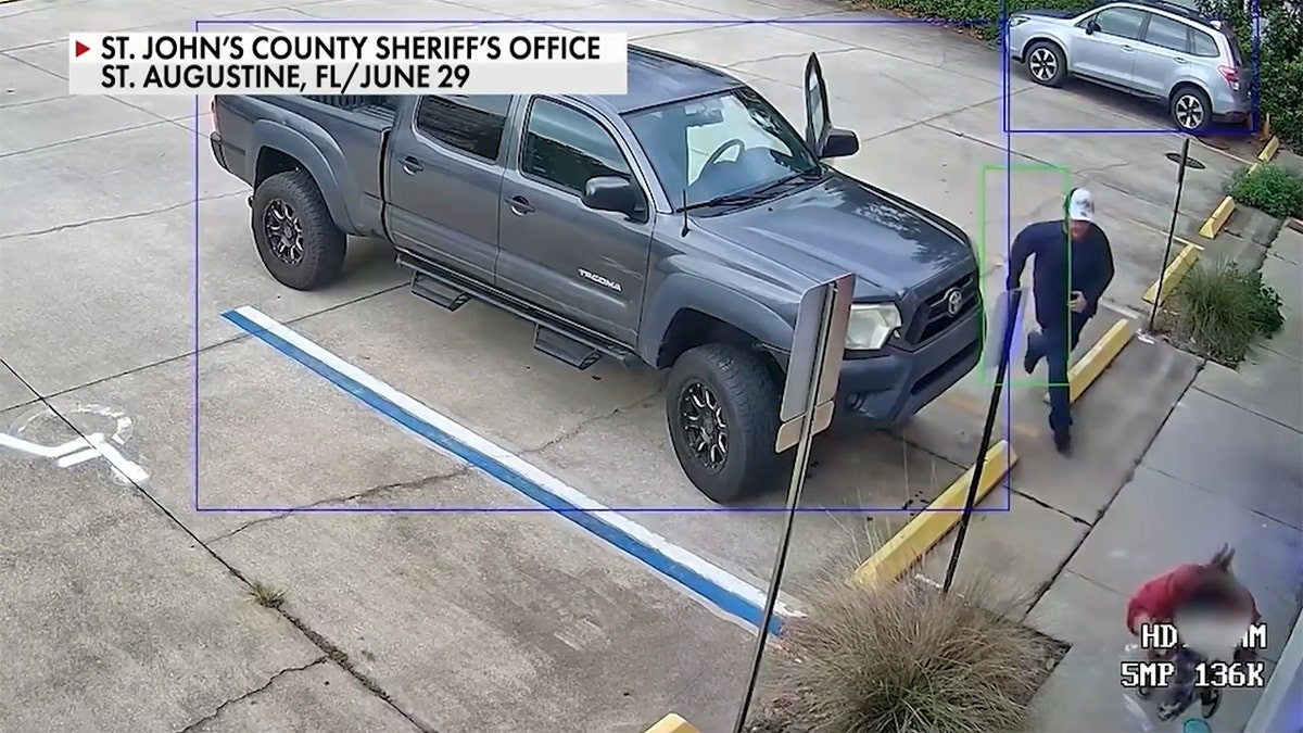 Chilling security footage captures woman's desperate escape from Florida kidnapping attempt in parking lot  at george magazine