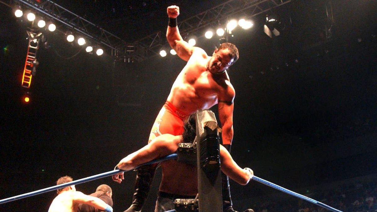 Ex-pro wrestling star Buff Bagwell gets right leg amputated: 'This is hard'  at george magazine