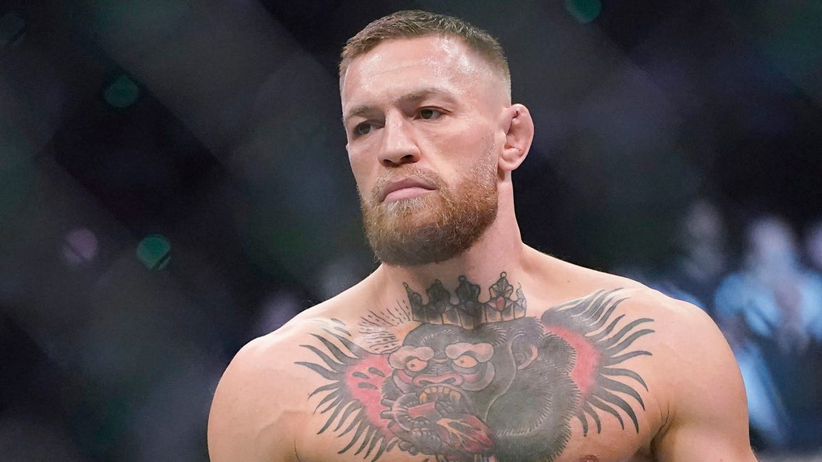 Conor McGregor suggests interest in competing in White House UFC fight: 'Count me in'  at george magazine
