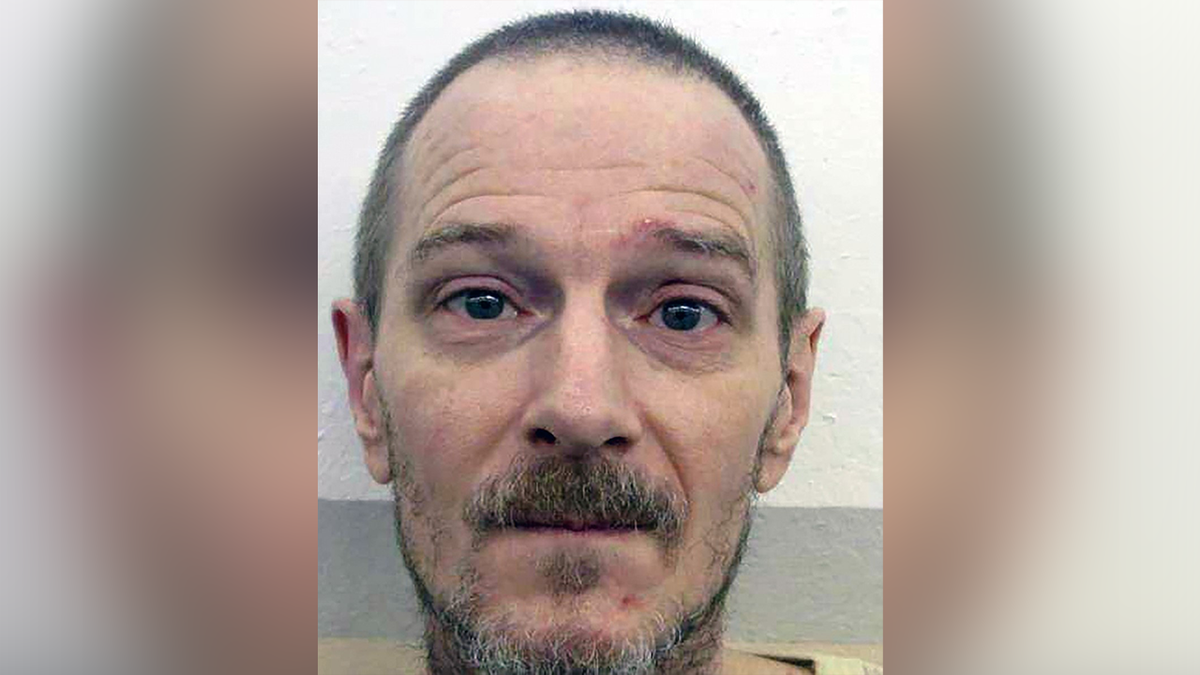 Alabama inmate's execution stayed to determine if he is competent enough to be put to death  at george magazine