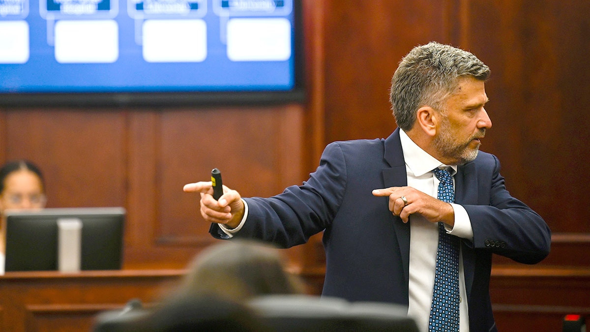 Dentist accused of poisoning wife’s shake said he gave her 'too much protein': co-worker  at george magazine