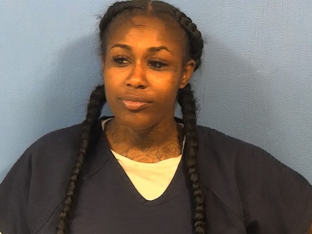 Duo on pretrial release allegedly lead police on high-speed chase after retail theft