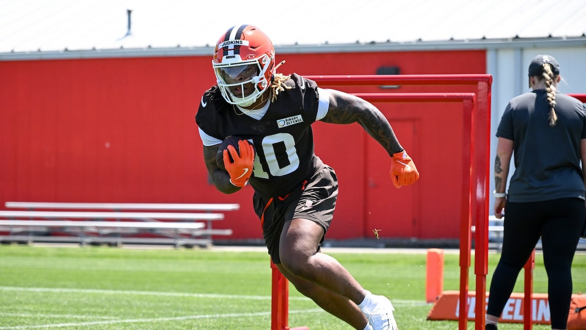 Browns rookie Quinshon Judkins accused of punching woman with ‘closed fist’ as new details in arrest emerge  at george magazine