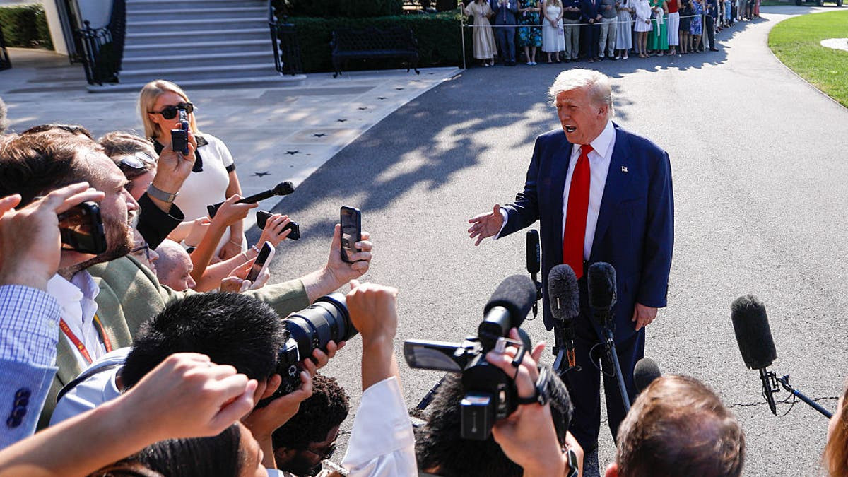 Trump drops Epstein-linked names that media ‘ought to be speaking about’ amid files firestorm  at george magazine