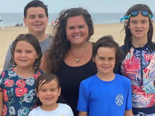 Mom of five fights tech addiction as study shows screens shrink children’s brains