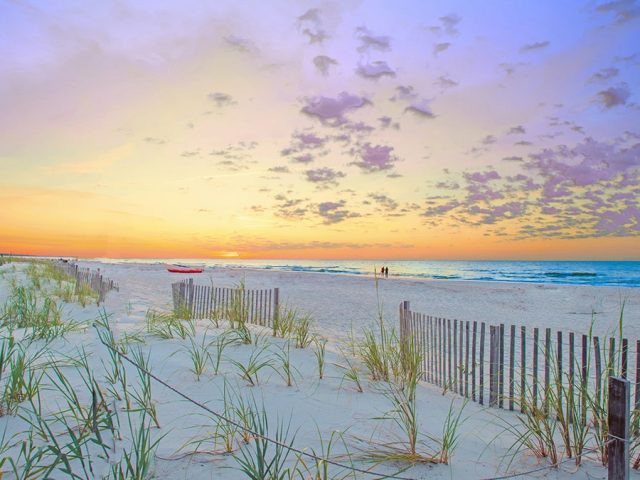 Beach accident near Hilton Head kills two, injures others