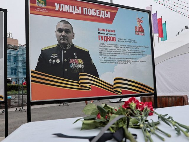 Top Russia Navy commander killed in region bordering Ukraine