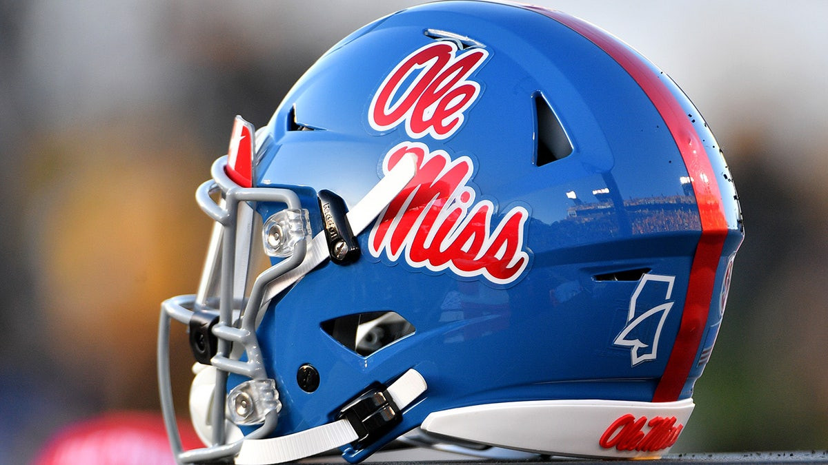 Ole Miss football player, 18, dies in Tennessee shooting, officials say  at george magazine