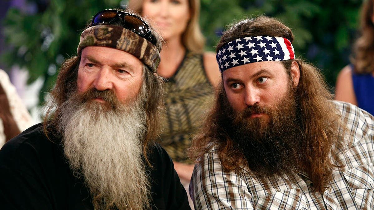 'Duck Dynasty' star Willie Robertson shares late father Phil Robertson's final words  at george magazine