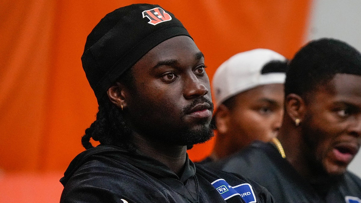 Bengals brass furious at rookie Shemar Stewart's holdout with training camp close: 'I don’t understand'  at george magazine